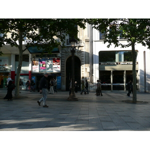 Photo France Paris Avenue des Champs Elysees 2007-04 38