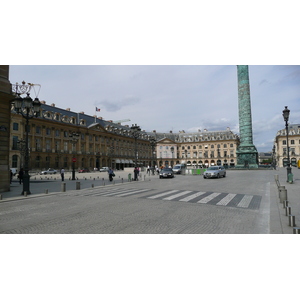 Photo France Paris Place Vendome 2007-07 85