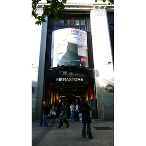 Photo France Paris Avenue des Champs Elysees 2007-04 107