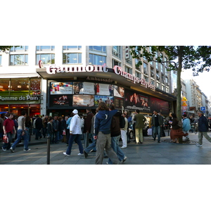 Photo France Paris Avenue des Champs Elysees 2007-04 78