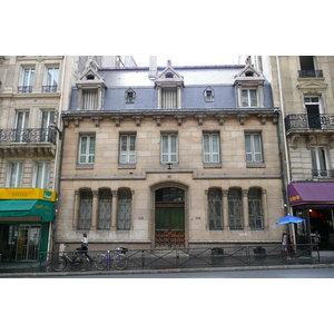 Photo France Paris Rue de Rome 2007-06 18