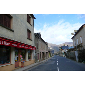 Photo France Les Cévennes route de Cocures à Florac 2008-04 20