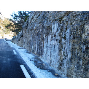 Photo France Route de Coursegoule à Gréolières les neiges 2007-01 0