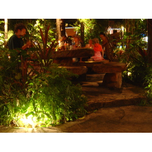 Photo Thaïlande Phuket Dino Bar 2005-12 0