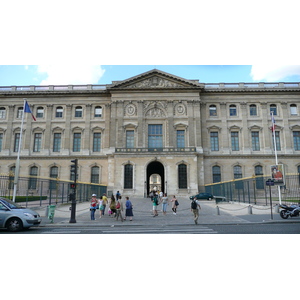 Photo France Paris Le Louvre Facade sur Seine du Louvre 2007-07 42