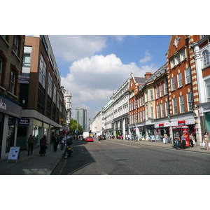Photo Royaume-Uni Londres Tottenham Court Road 2007-09 81