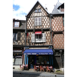 Photo France Bourges 2008-04 90
