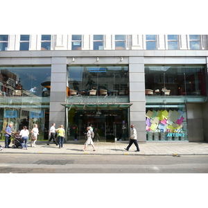 Photo Royaume-Uni Londres Tottenham Court Road 2007-09 69
