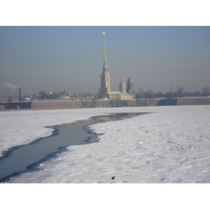 Photo Russie Saint-Pétersbourg La Neva 2006-03 47