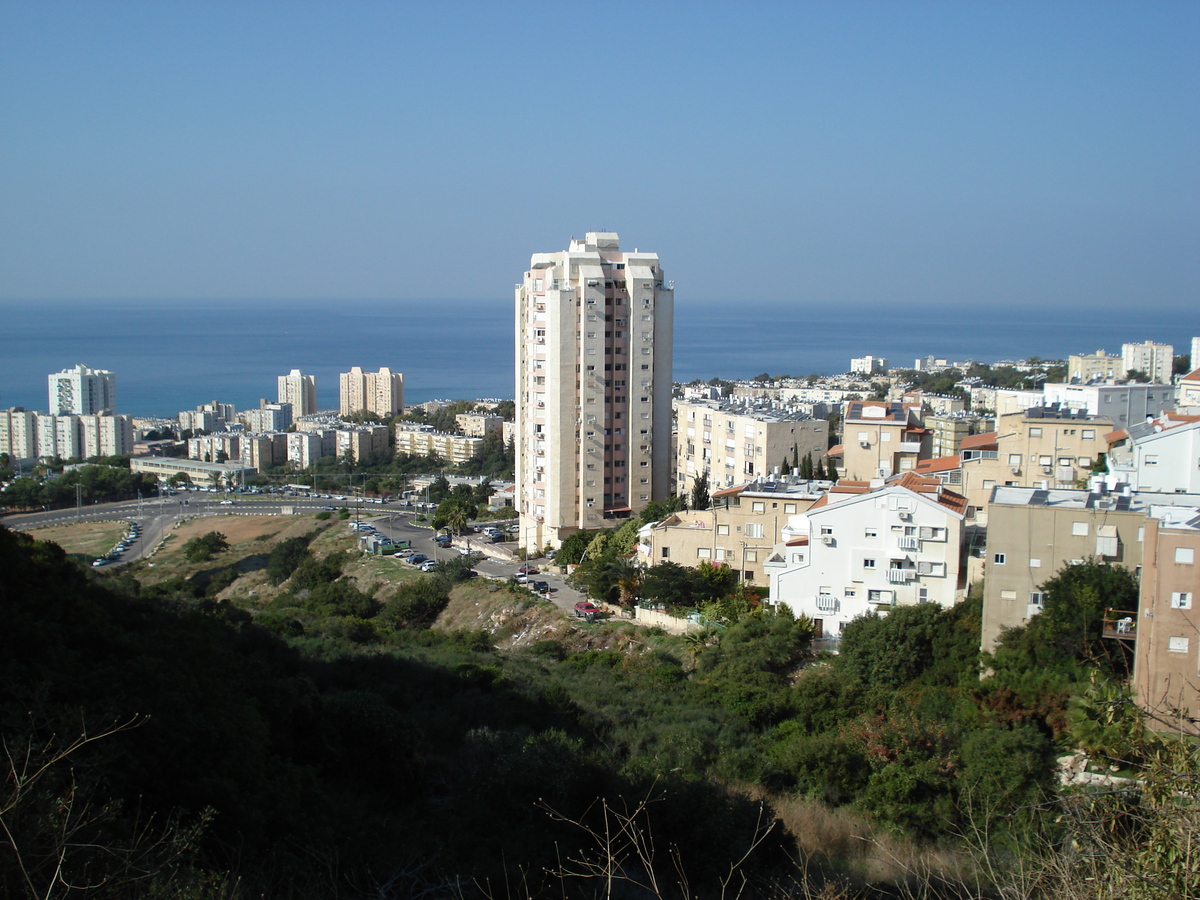 Photo Israel Haifa Carmel 2006-12 23
