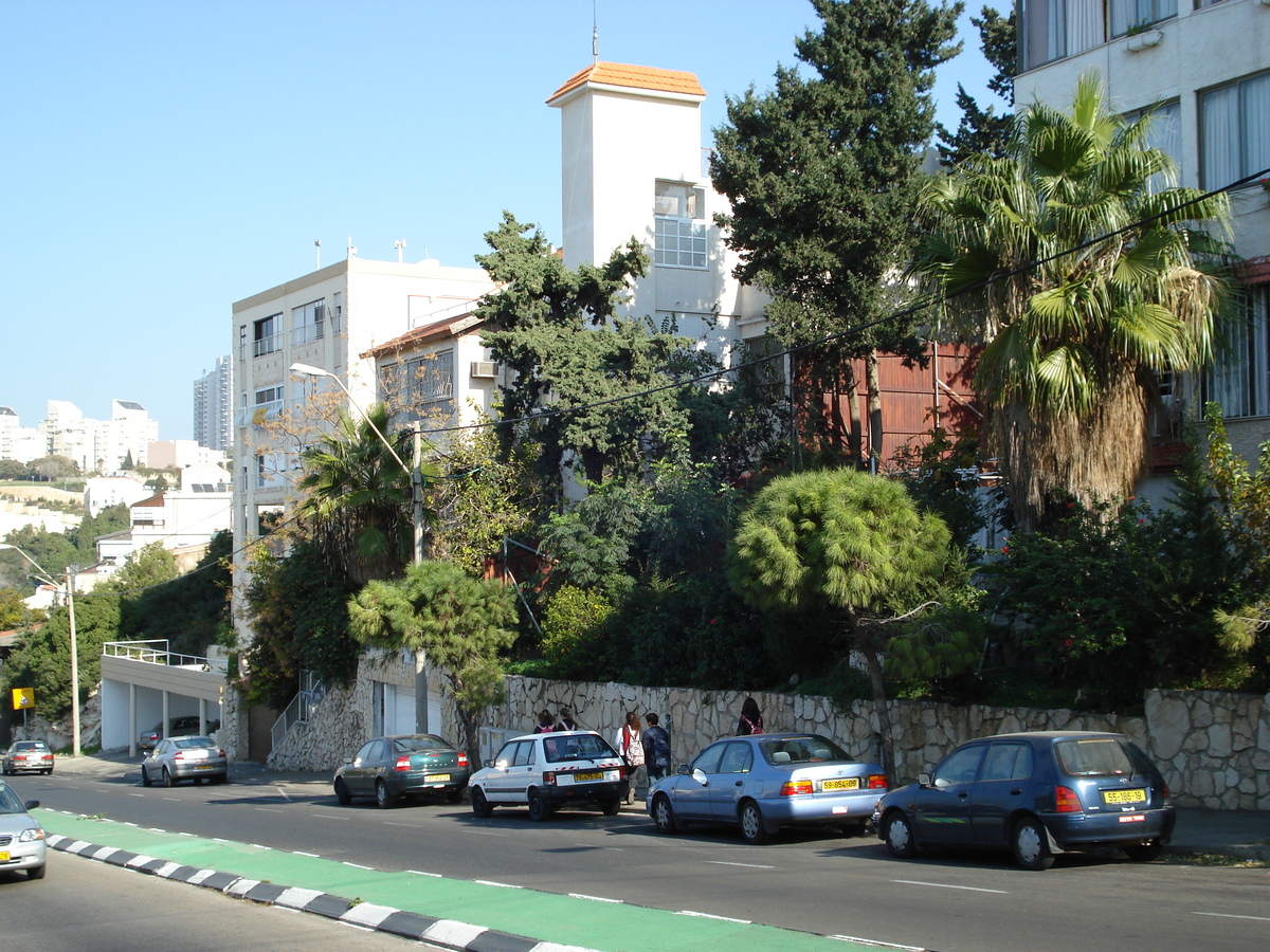 Photo Israel Haifa Carmel 2006-12 30