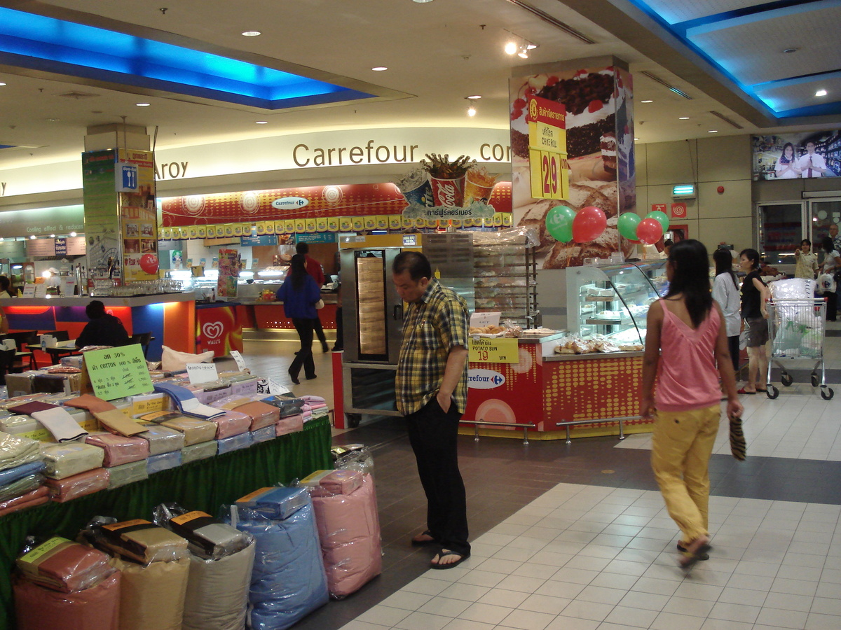 Photo Thaïlande Pattaya Carrefour 2006-09 9