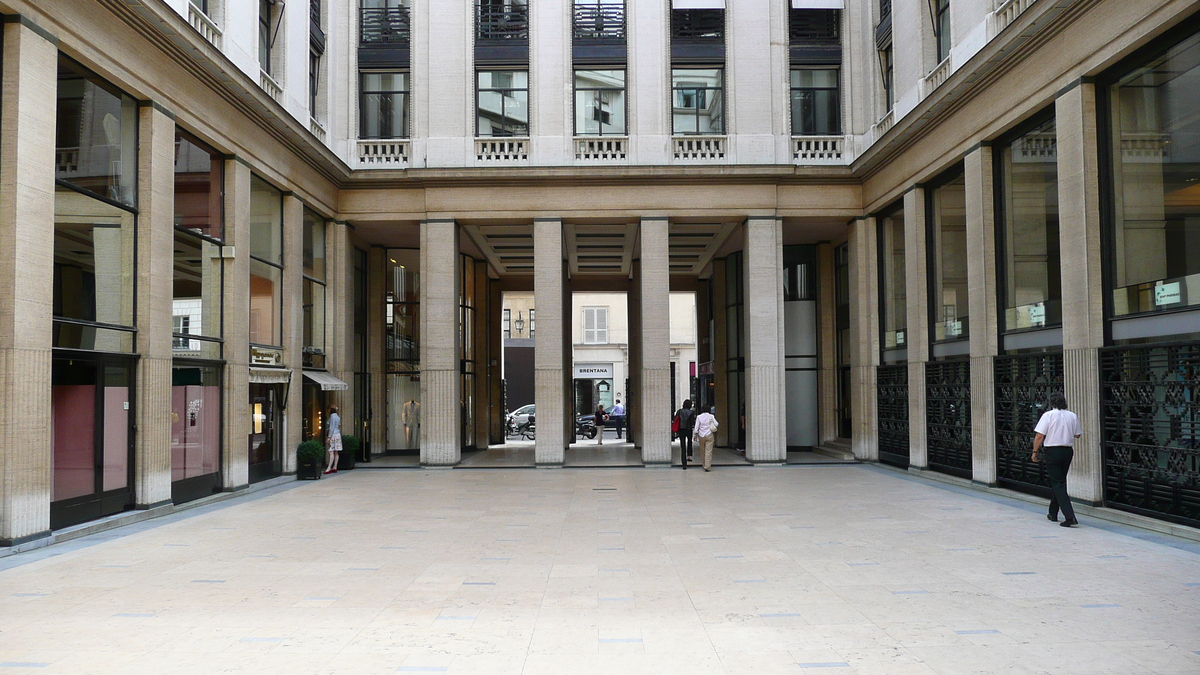 Photo France Paris Place Vendome 2007-07 50