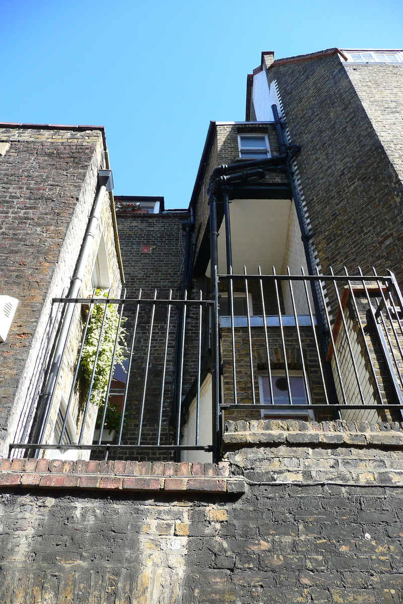 Photo Royaume-Uni Londres South Molton Lane 2007-09 25