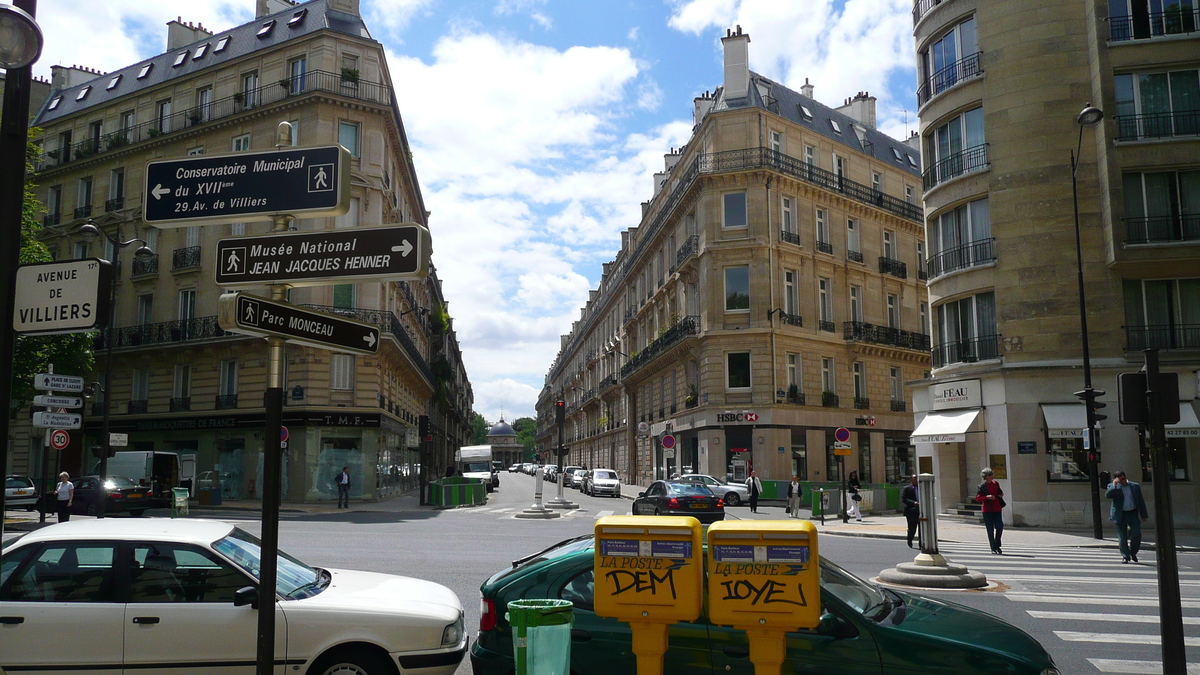 Photo France Paris 17eme Arrondissement Place Malesherbes 2007-05 22