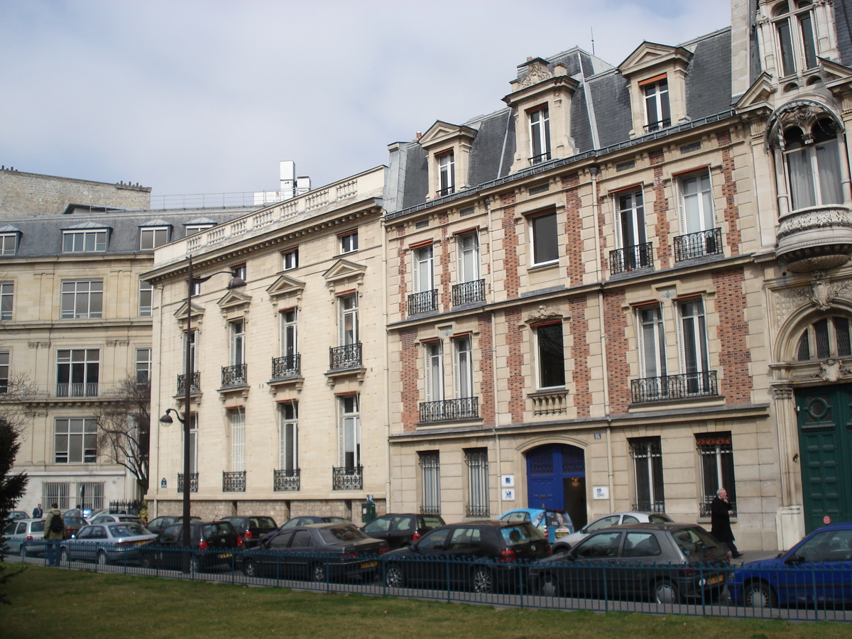 Photo France Paris 17eme Arrondissement Place Malesherbes 2006-03 4