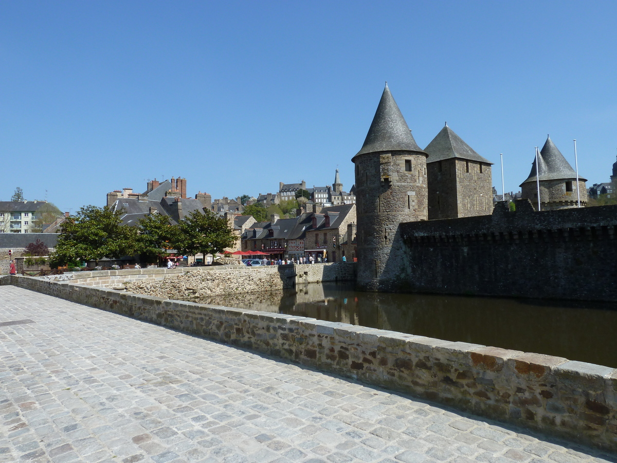 Photo France Fougères 2010-04 18