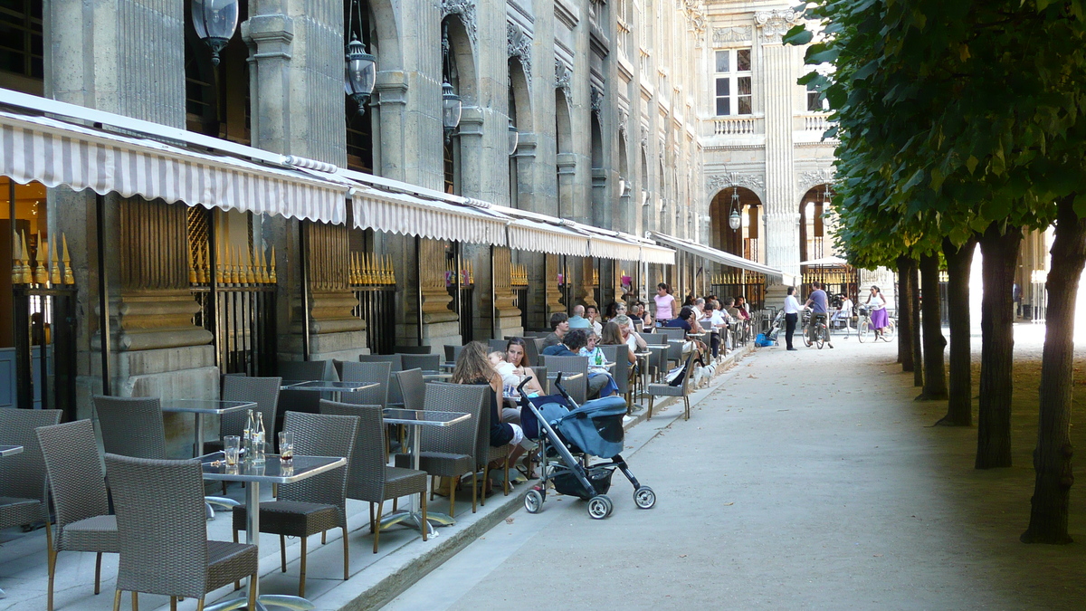 Photo France Paris Palais Royal 2007-08 51