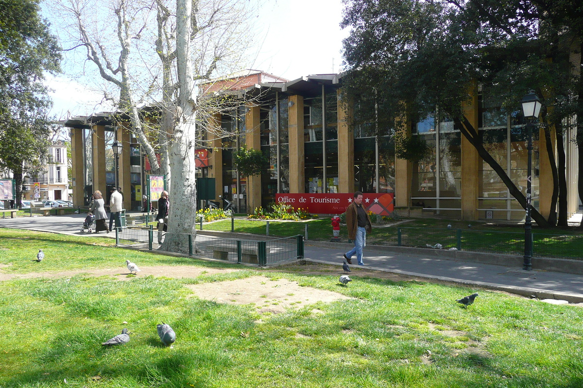 Photo France Aix en Provence Place du Général de Gaulle 2008-04 3