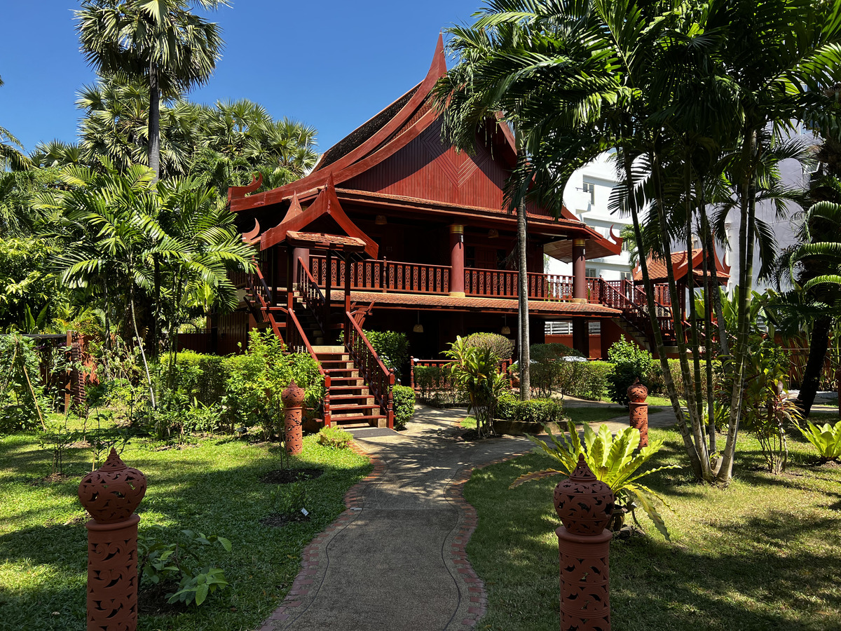 Photo Thaïlande Phuket Patong Hotel Royal Phawadee Village 2021-12 93