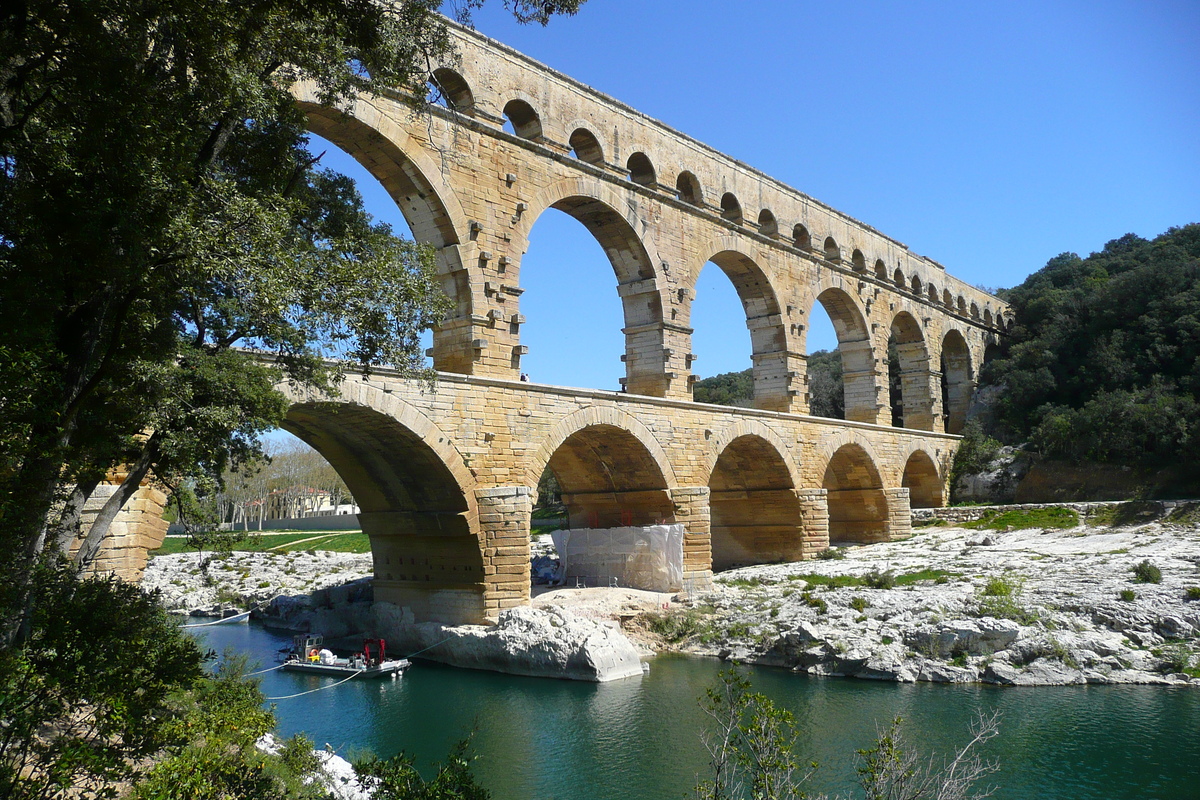 Photo France Pont du Gard 2008-04 18