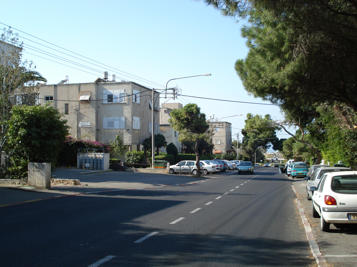 Photo Israel Haifa Carmel 2006-12 18