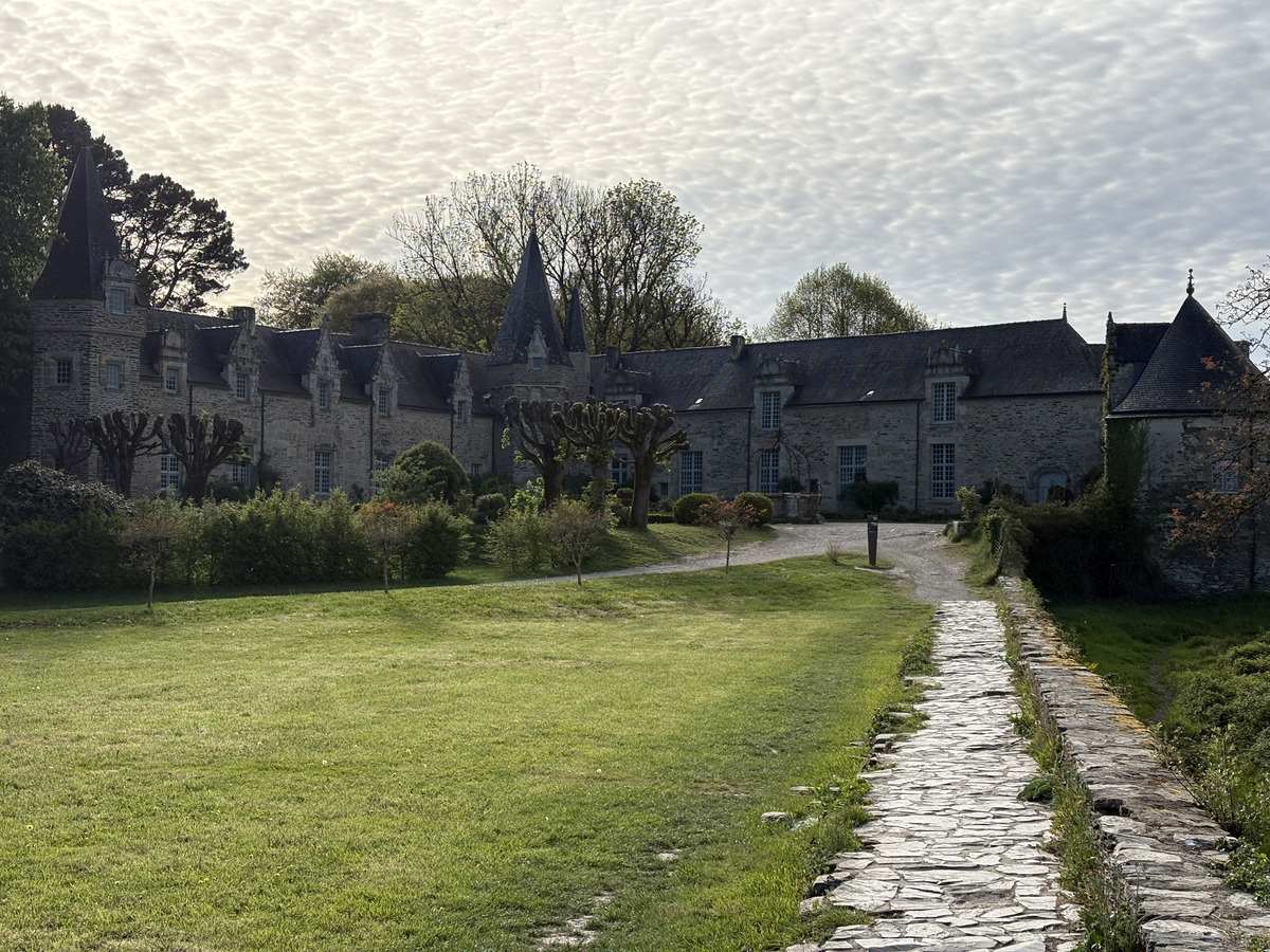 Photo France Rochefort en Terre 2026-04 34