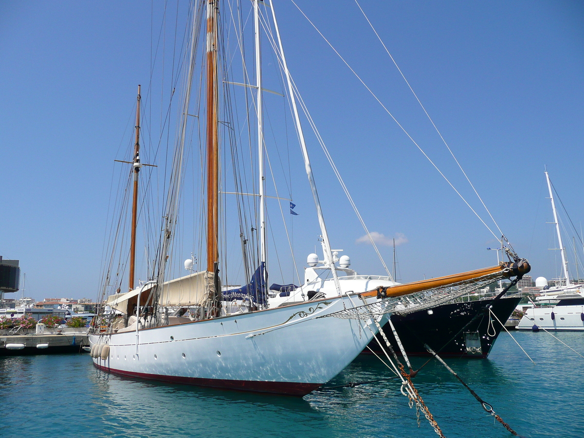 Photo France Antibes Port Vauban 2007-07 14