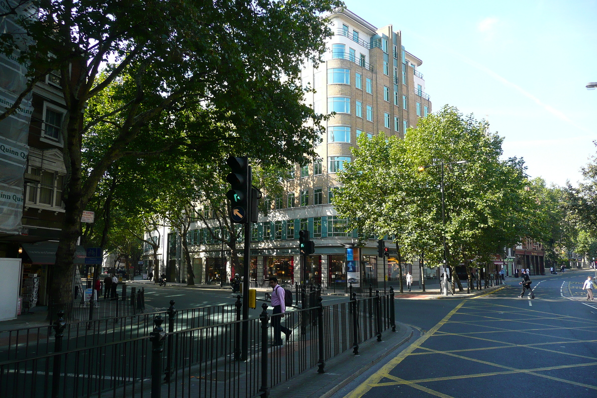 Photo Royaume-Uni Londres Avenue Shaftesbury 2007-09 14