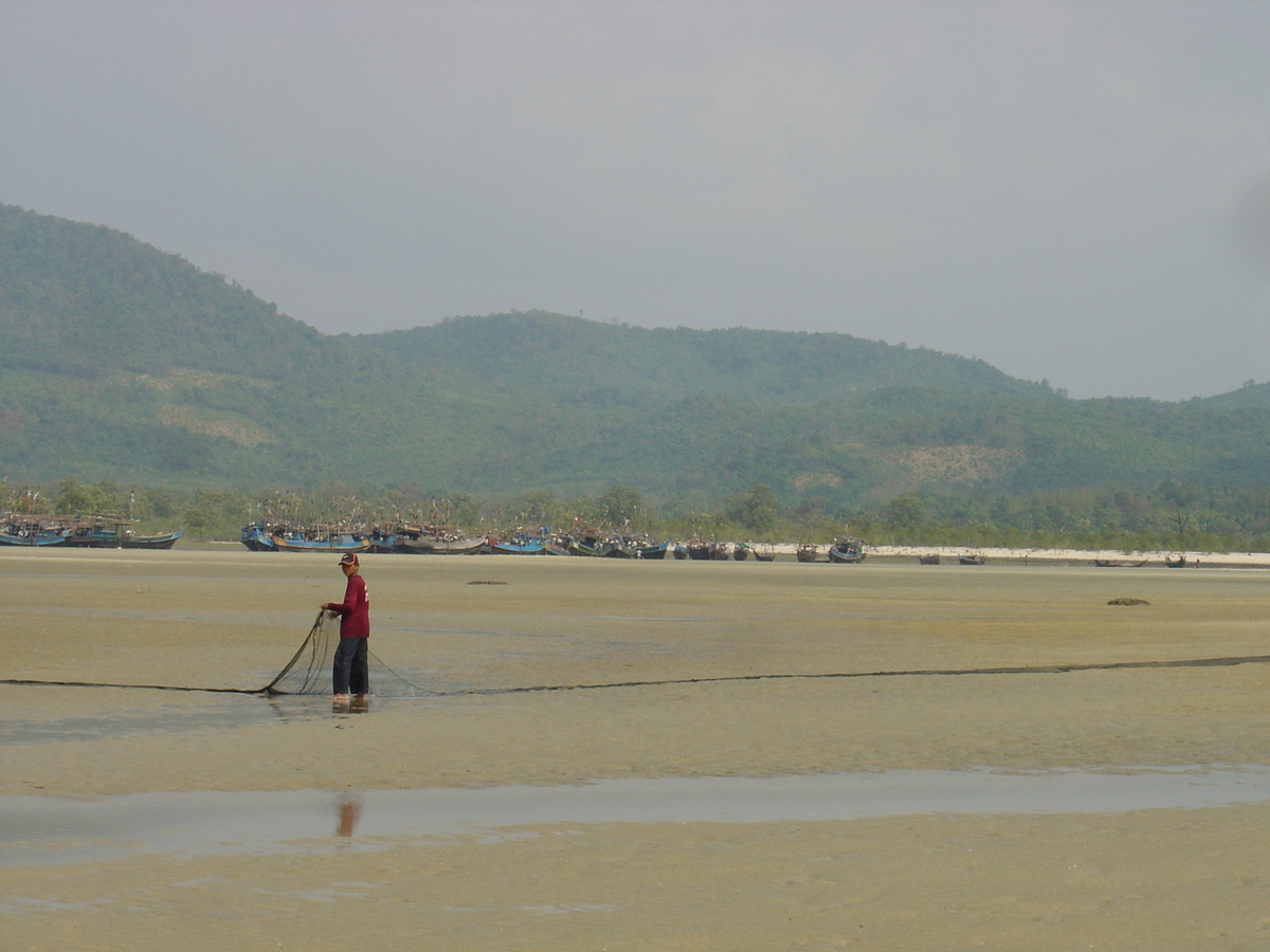 Photo Birmanie (Myanmar) Nord de Maungmagan 2005-01 36