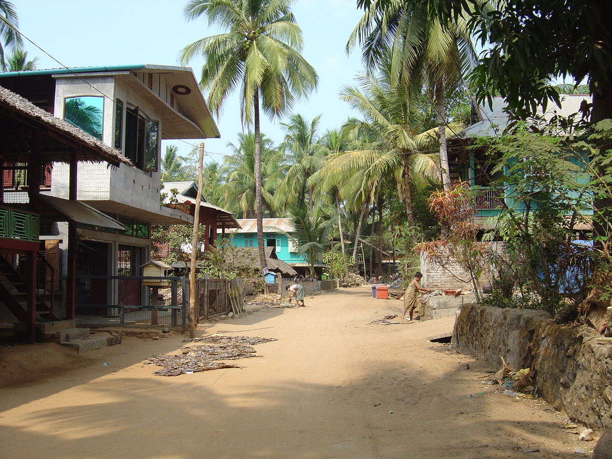 Photo Birmanie (Myanmar) Nord de Maungmagan 2005-01 18