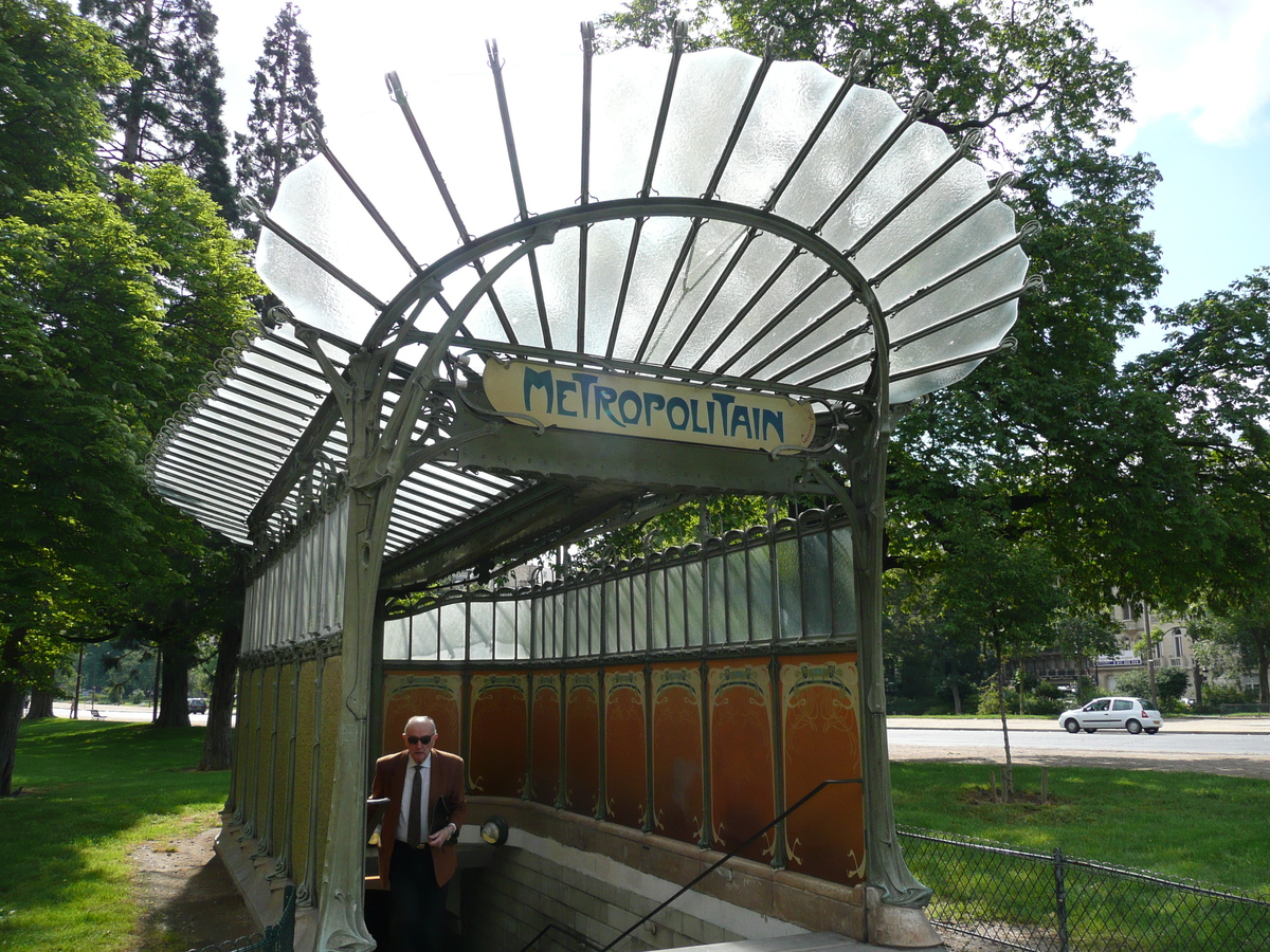 Photo France Paris Avenue Foch 2007-06 2
