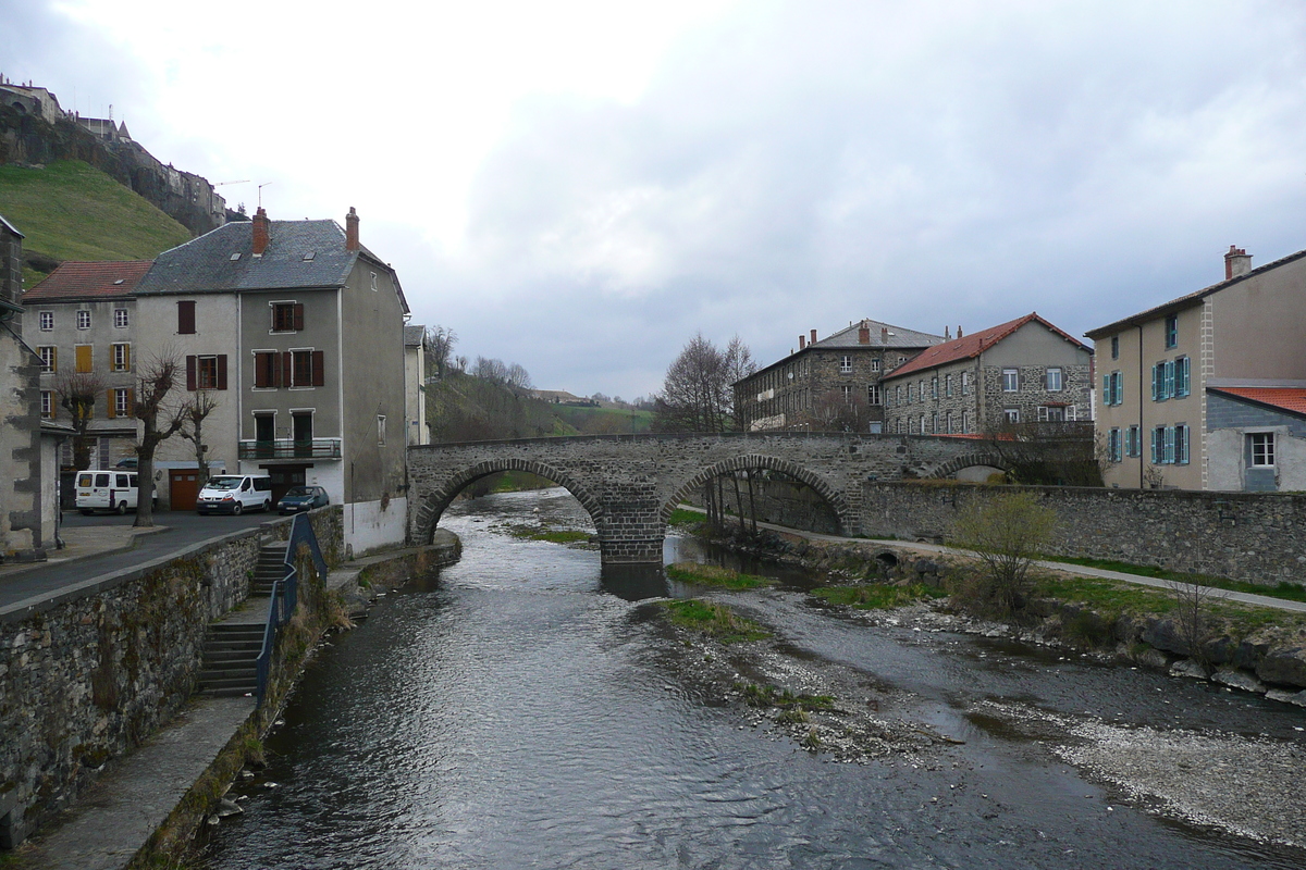 Photo France Saint Flour 2008-04 11