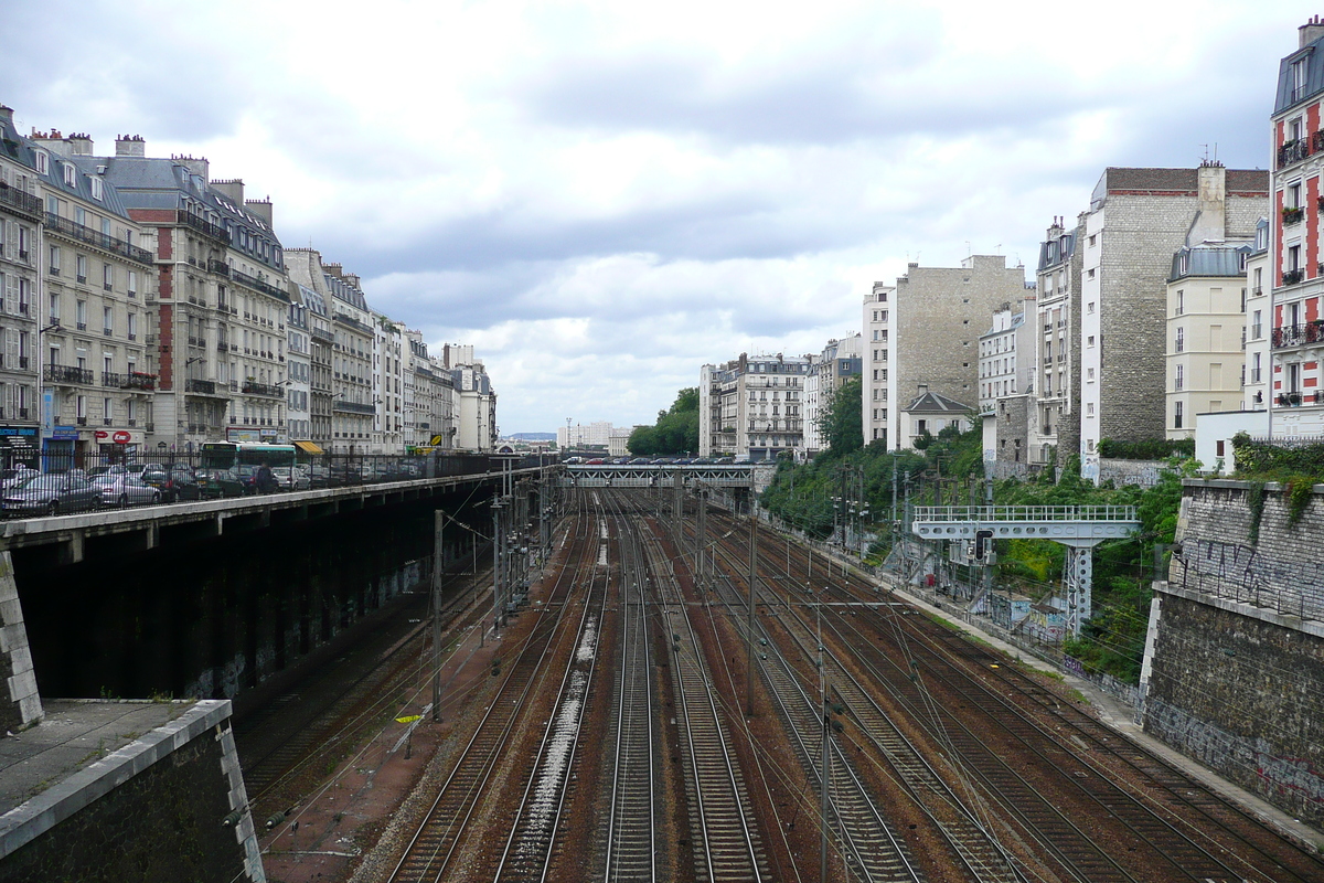 Photo France Paris Rue de Rome 2007-06 107