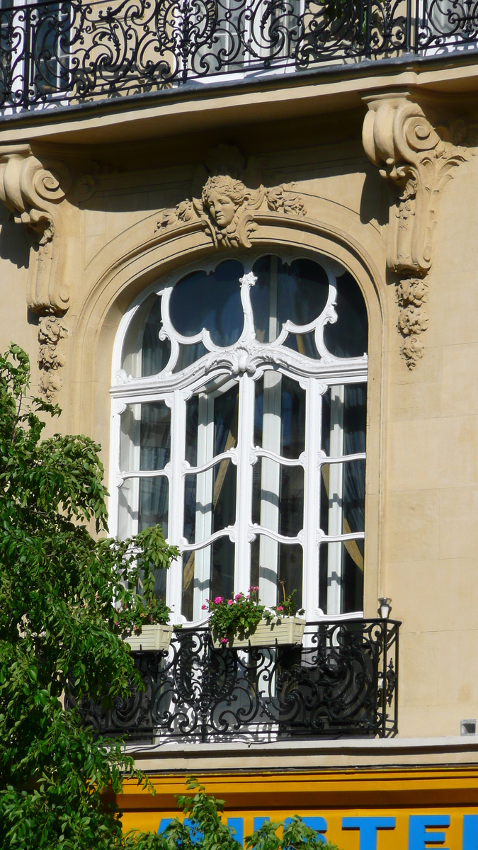Photo France Paris 17eme Arrondissement Avenue de Wagram 2007-05 16