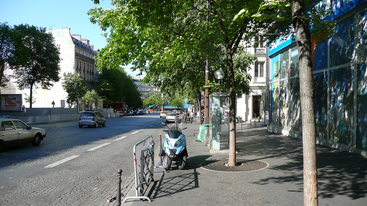 Photo France Paris 17eme Arrondissement Avenue de Wagram 2007-05 72