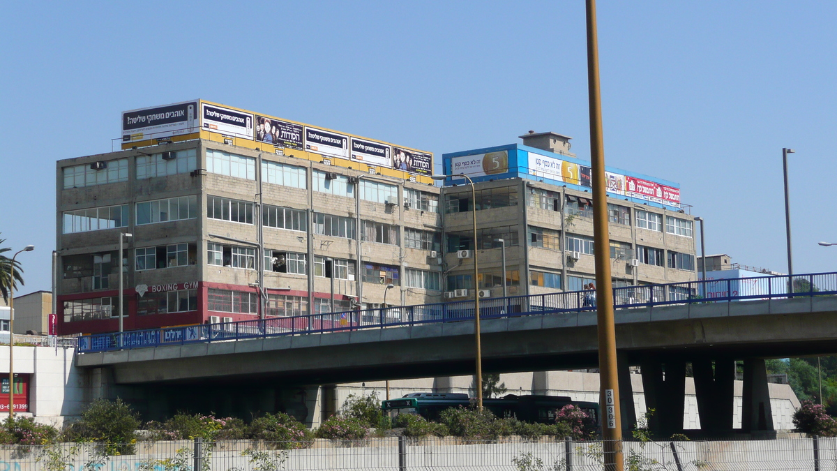 Photo Israel Route de Tel Aviv à Ben Gurion 2007-06 7