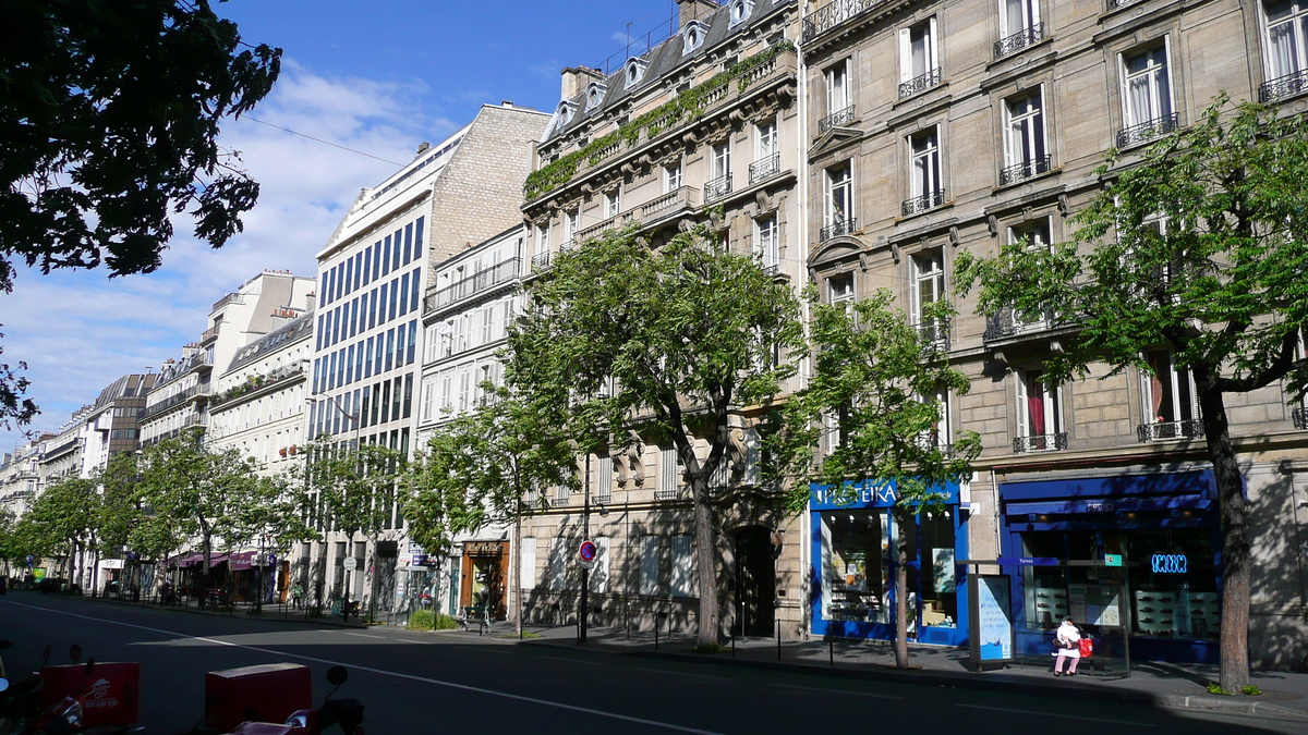 Photo France Paris 17eme Arrondissement Avenue de Wagram 2007-05 42