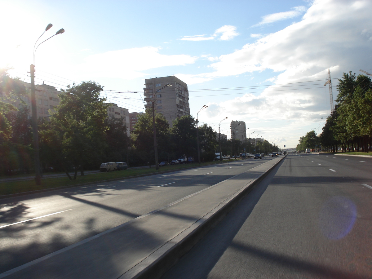 Photo Russie Saint-Pétersbourg Banlieue 2006-07 27
