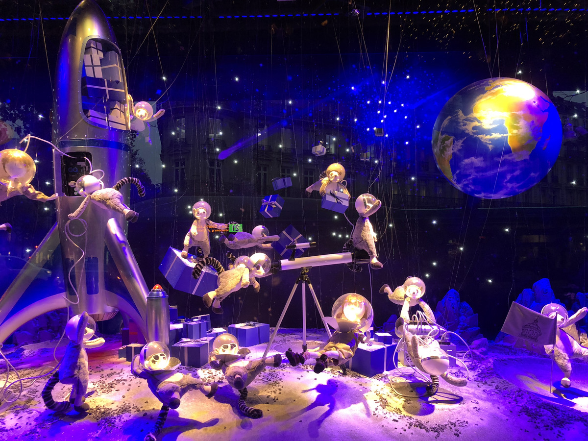 Photo France Paris Vitrines des Grands Magasins 2017-11 22