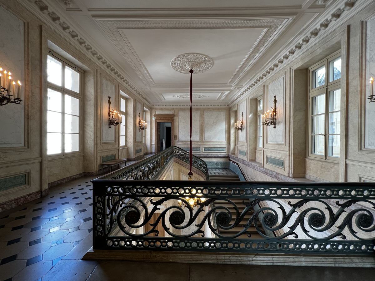 Photo France Paris Hotel de la Marine 2023-04 91