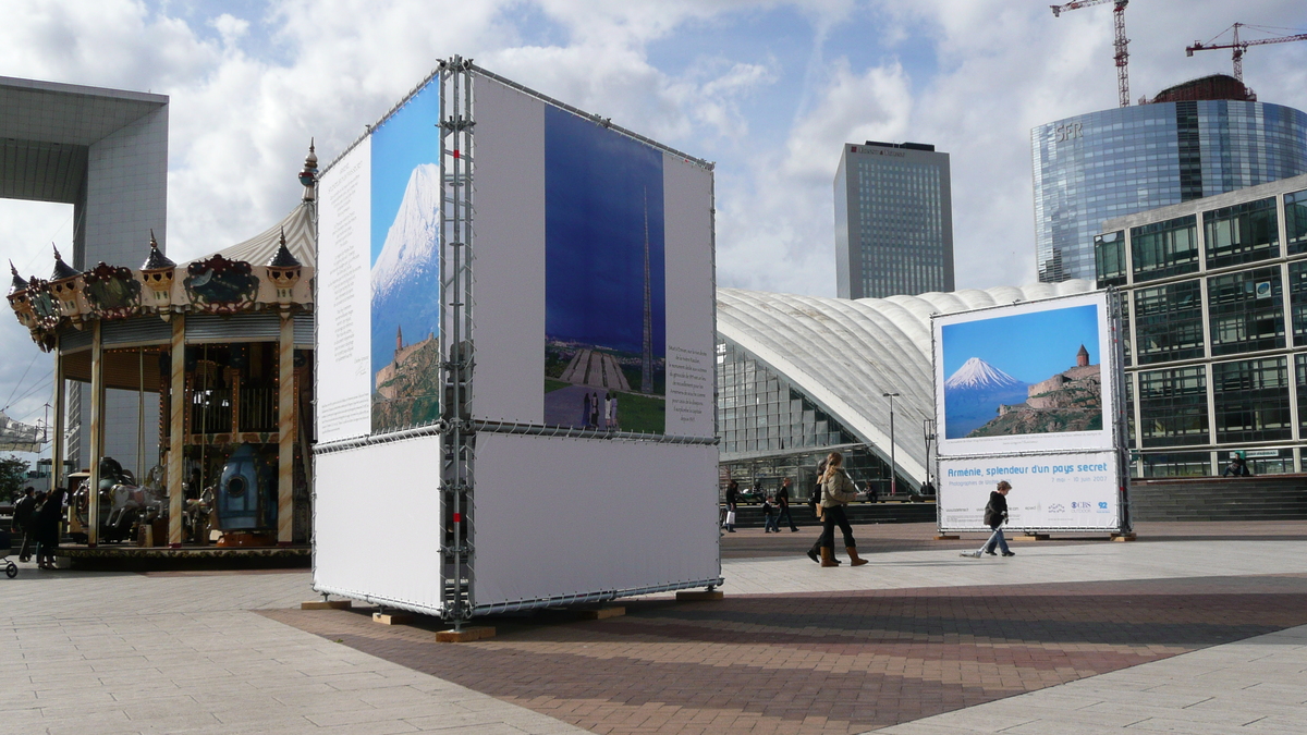 Photo France Paris La Defense 2007-05 137