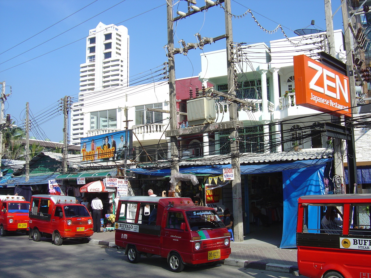Photo Thaïlande Phuket Patong Beach Road 2005-12 65