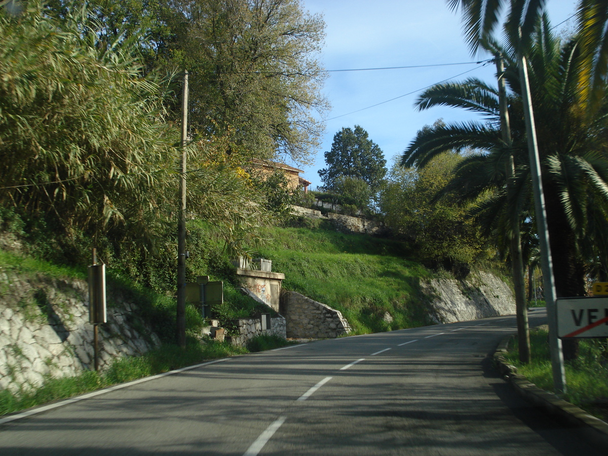 Photo France Côte d'Azur Route de Vence à Saint Jeannet 2006-12 59