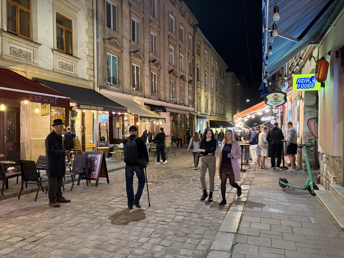 Photo Ukraine Lviv 2024-10 592