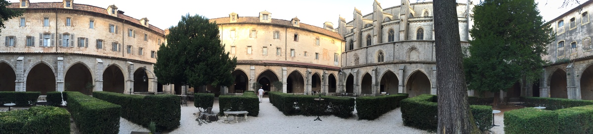 Photo France Saint Maximin la Sainte Baume Hôtel Le Couvent Royal Saint Maximin 2017-08 49
