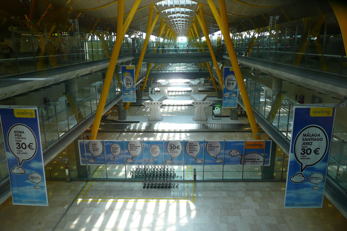 Photo Espagne Madrid Aéroport Madrid Barajas 2007-09 72