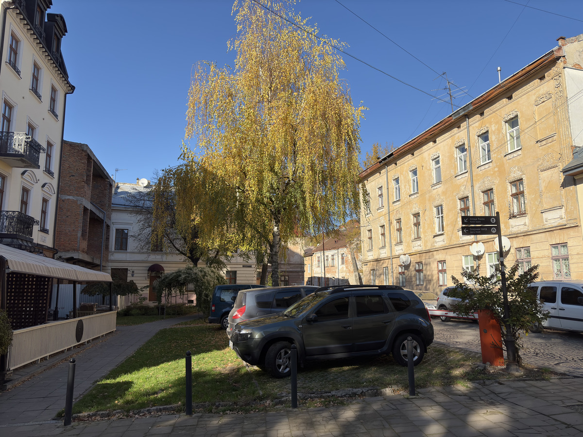 Photo Ukraine Lviv 2024-10 559