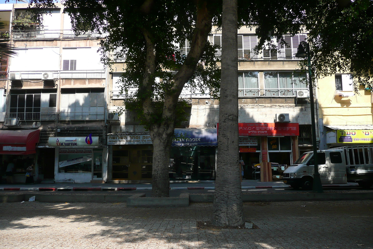 Photo Israel Tel Aviv Rue Yerushalyim 2007-06 19