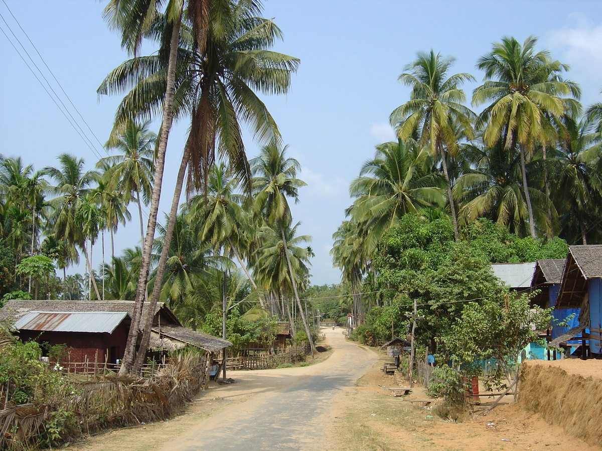 Photo Birmanie (Myanmar) Nord de Maungmagan 2005-01 10